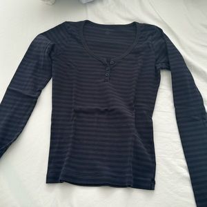 zelly striped top - brandy melville